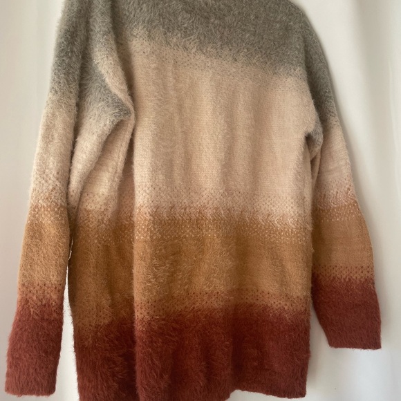 Pink Martini ombré Gradient Cardigan fits over sized NWOT - Picture 3 of 5